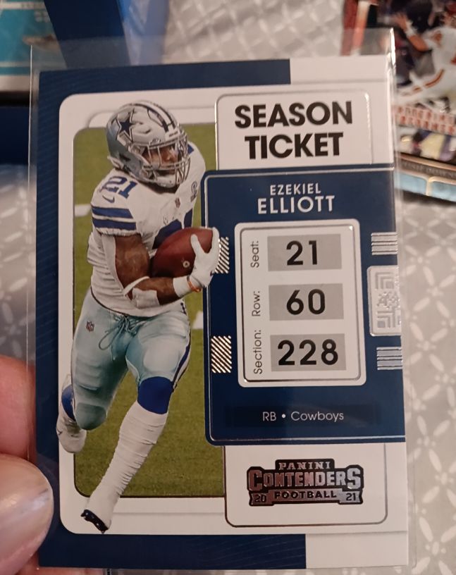 2021 Panini Contenders #26 Ezekiel Elliott — front