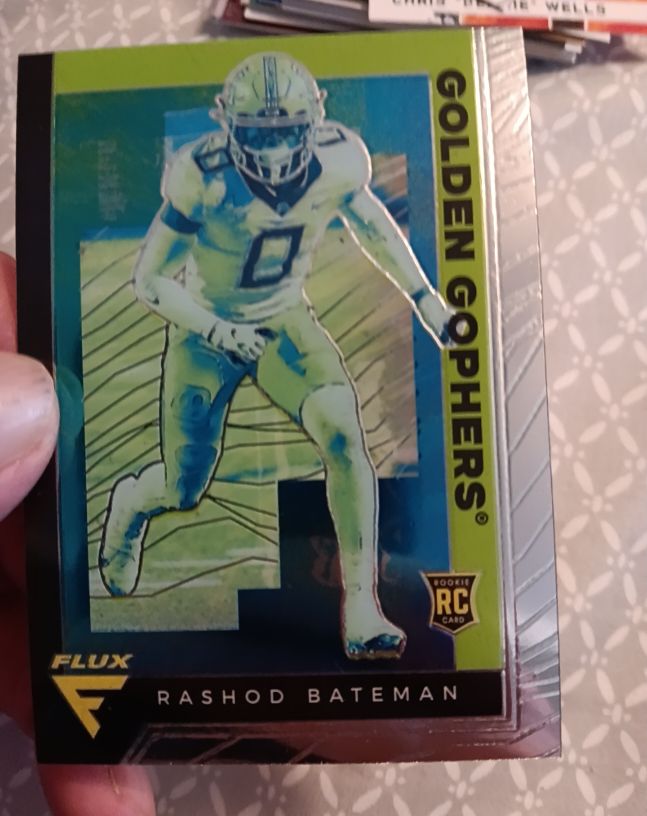 2021 Panini Chronicles Draft Picks Flux #243 Rashod Bateman — front