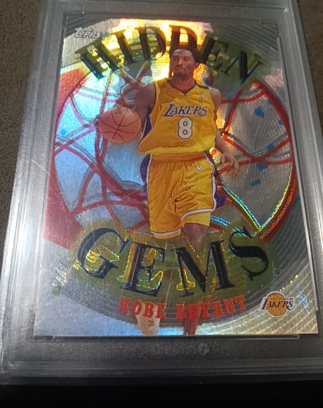 2000 Topps Hidden Gems #HG3 Kobe Bryant — front