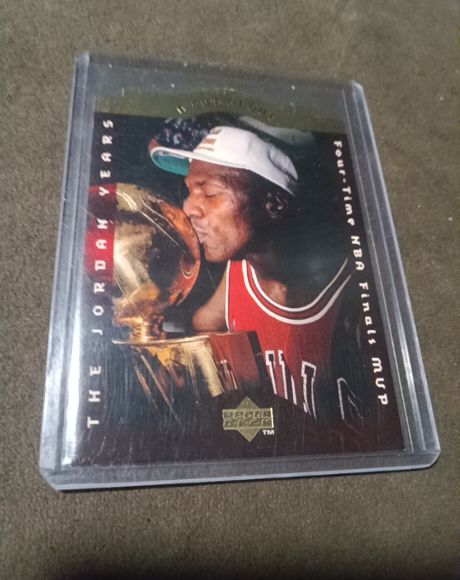 1996-97 Upper Deck Collector's Choice A Cut Above #CA9 Michael Jordan — front