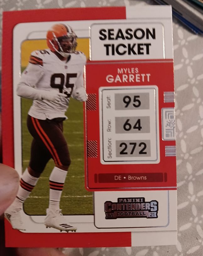 2021 Panini Contenders #23 Myles Garrett — front