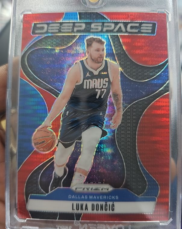 2024-25 Panini Prizm #4 Luka Dončić Deep Space — front