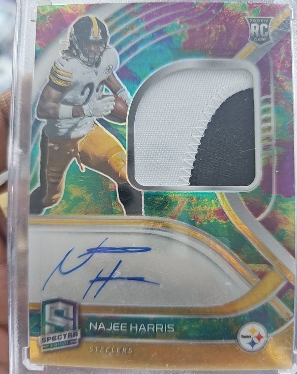 2021 Panini Spectra #209 Najee Harris — front