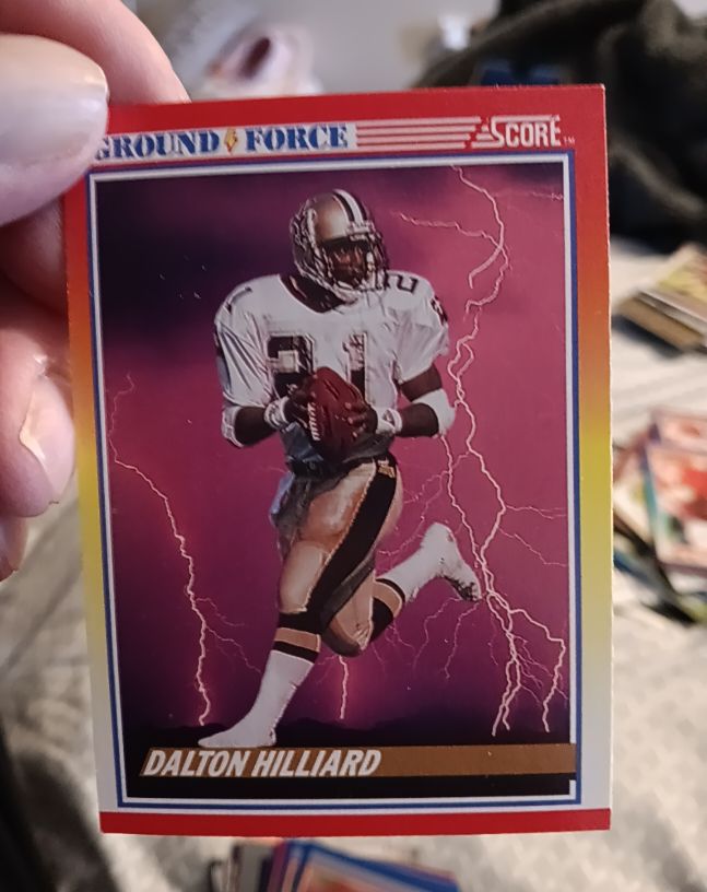 1990 Score #327 Dalton Hilliard — front
