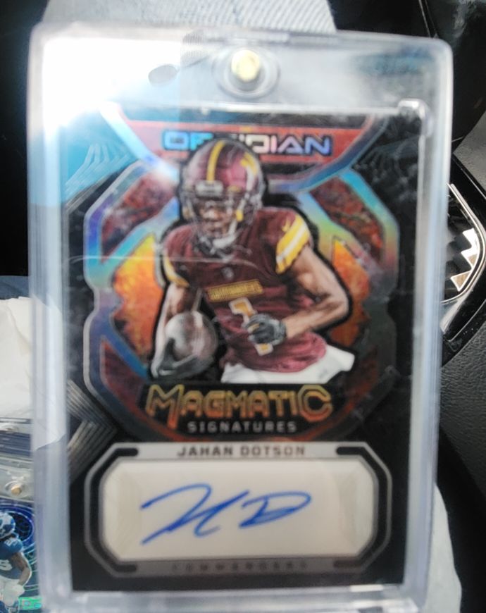 2023 Panini Obsidian Magmatic Signatures #MAG-JDO Jahan Dotson — front