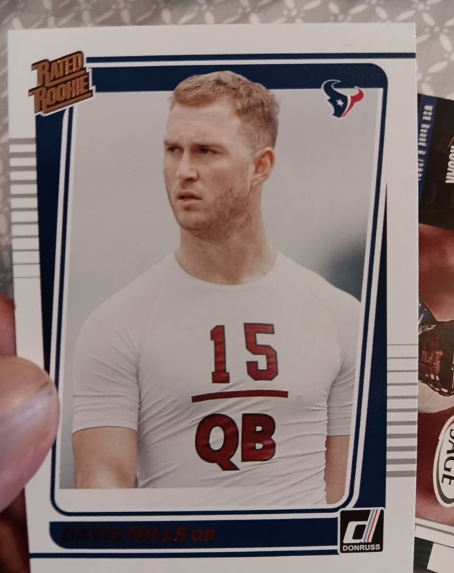 2021 Donruss #273 Davis Mills Rated Rookie Portrait — front