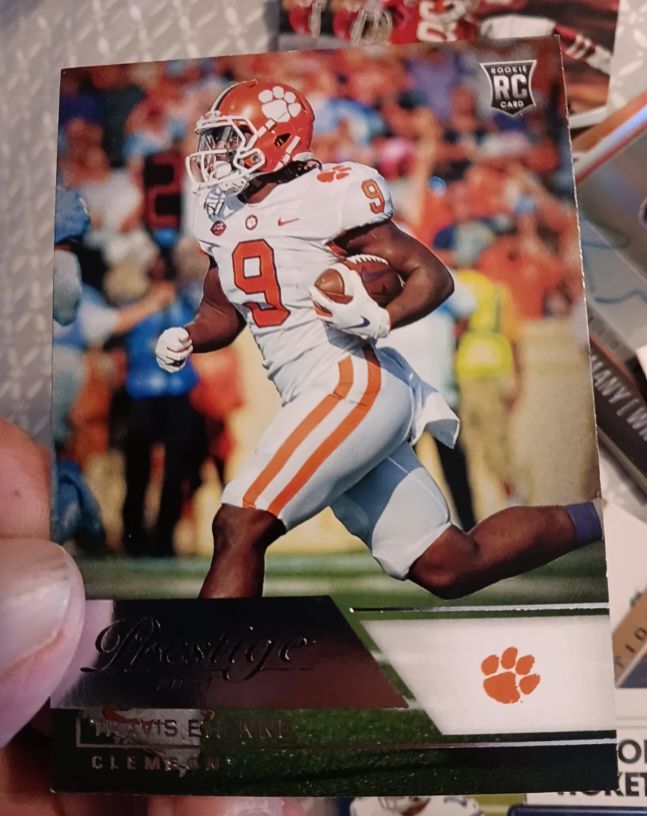 2021 Panini Chronicles Draft Picks Prestige #89 Travis Etienne — front