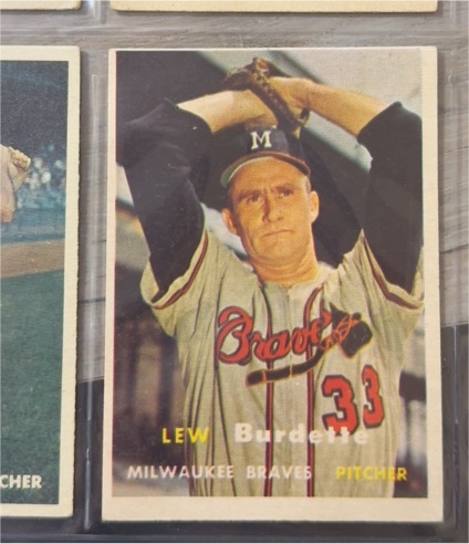 1957 Topps #208 Lew Burdette Milwaukee Braves — front