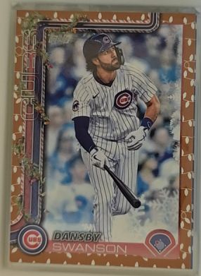 2025 Topps Holiday #H39 Dansby Swanson — front