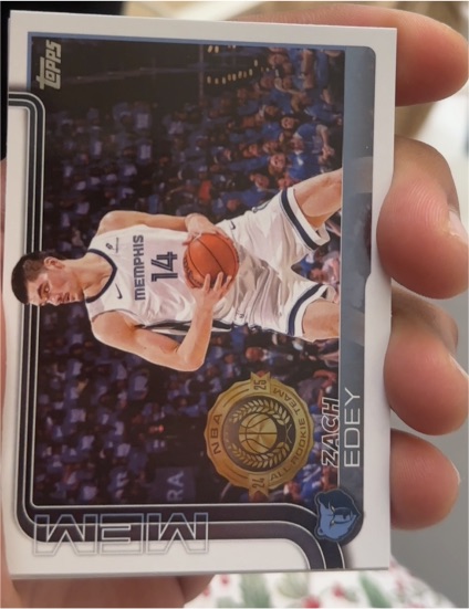 2025-26 Topps #186 Zach Edey — front