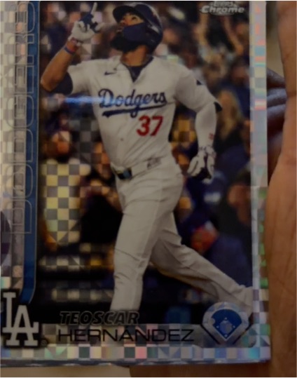 2025 Topps Chrome #128 Teoscar Hernandez — front