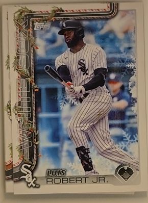 2025 Topps Holiday #H117 Luis Robert Jr. — front