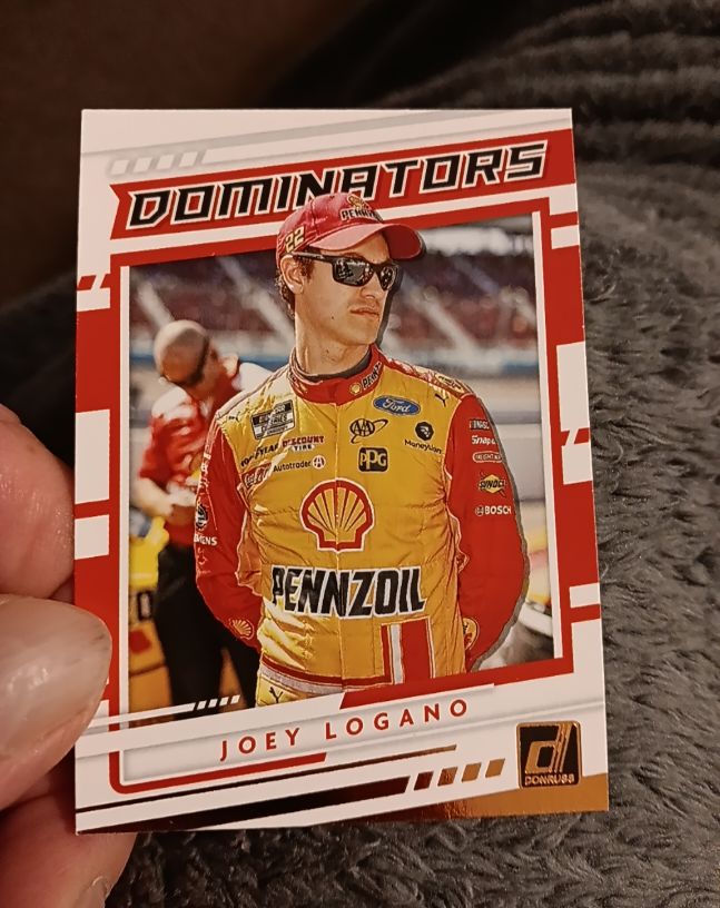 2021 Donruss Racing Dominators #D6 Joey Logano — front