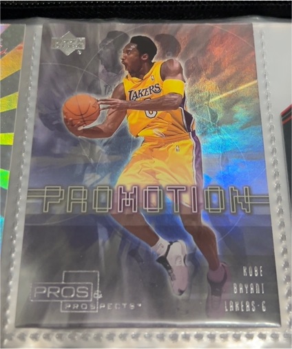 2001-02 Upper Deck Pros & Prospects ProMotion #PM-10 Kobe Bryant — front