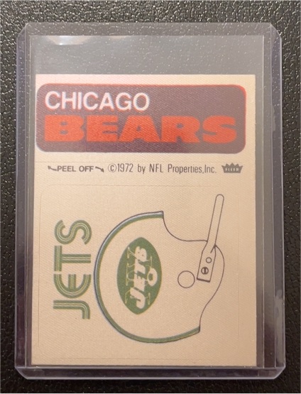 1972 Fleer NFL Cloth Patch Chicago Bears New York Jets — front