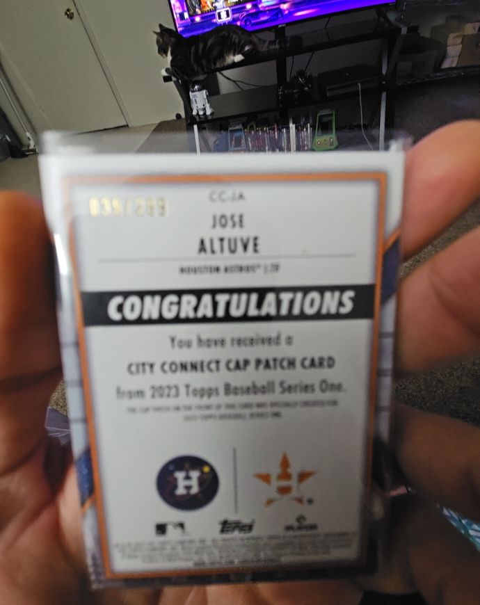 2023 Topps Series 1 City Connect Cap Patch #CC-1A Jose Altuve — front