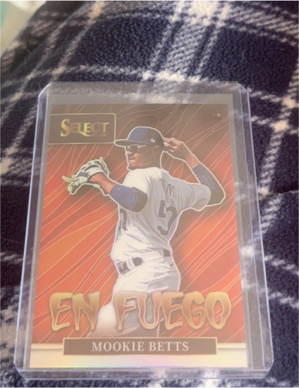 2022 Panini Select En Fuego #EF3 Mookie Betts — front