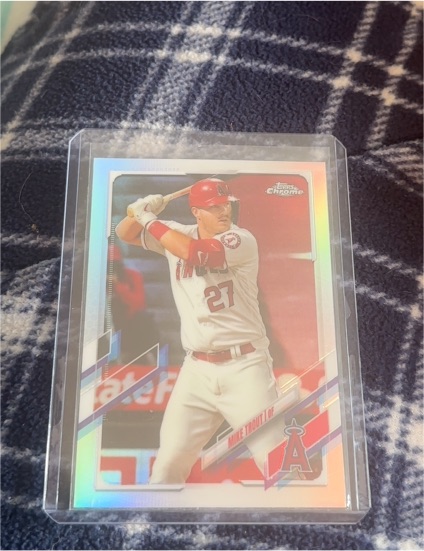 2021 Topps Chrome #27 Mike Trout — front