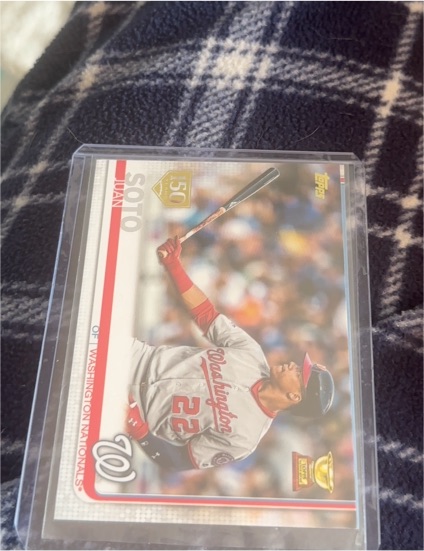 2019 Topps #213 Juan Soto — front
