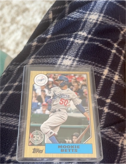 2022 Topps Series 1 - 1987 Topps Baseball 35th Anniversary #T87-4 Mookie Betts — front