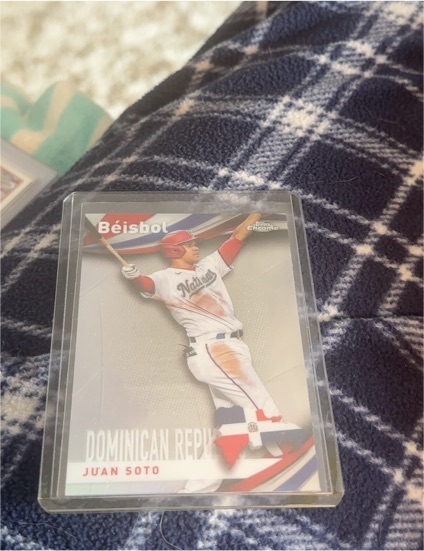 2021 Topps Chrome Beisbol #B-7 Juan Soto — front