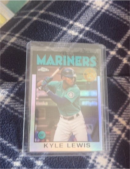2021 Topps Chrome 35th Anniversary #86BC-22 Kyle Lewis — front