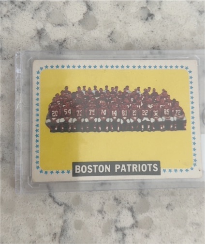 1964 Topps #21 Boston Patriots Team — front