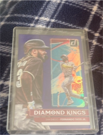 2022 Donruss Diamond Kings #28 Fernando Tatis Jr. — front