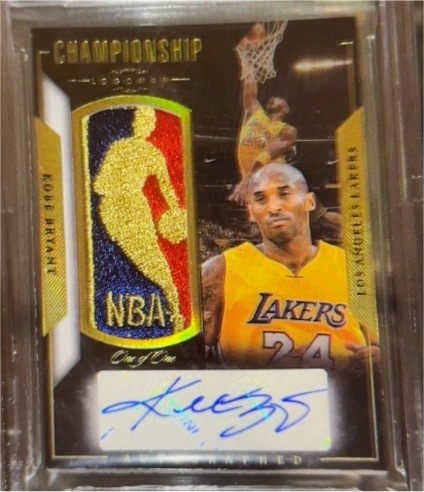 2009 Panini Championship Kobe Bryant NBA Logo Patch Auto — front