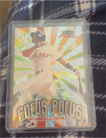 2000 Fleer Focus Pocus #3 Nomar Garciaparra — front