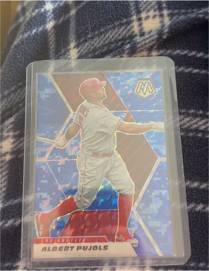 2021 Panini Mosaic #10 Albert Pujols — front
