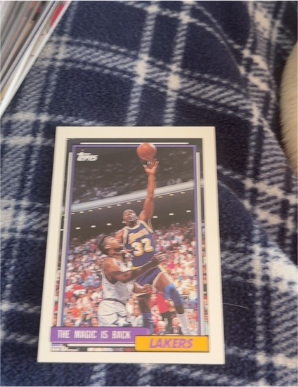 1992-93 Topps Gold #54 Magic Johnson — front