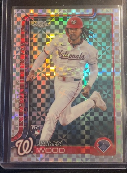 2025 Topps Chrome #132 James Wood — front
