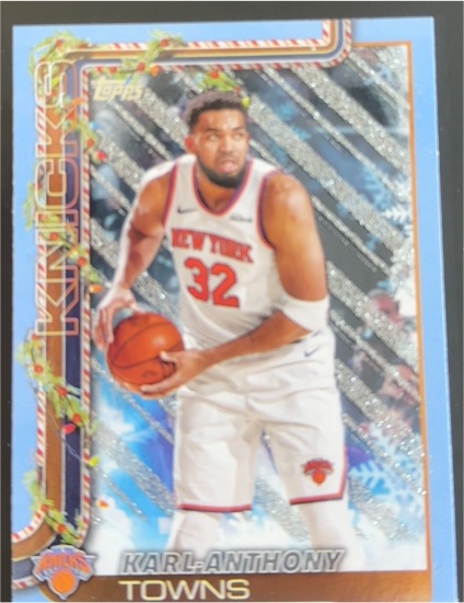 2025-26 Topps Holiday #H16 Karl-Anthony Towns — front