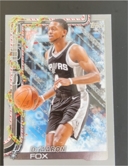 2025-26 Topps Holiday #H157 De'Aaron Fox — front