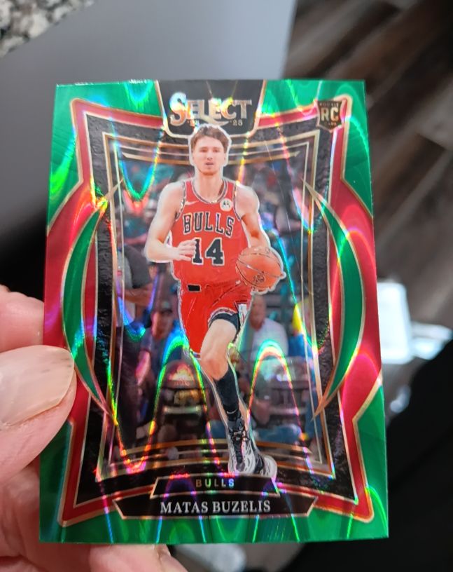 2024-25 Panini Select #70 Matas Buzelis — front