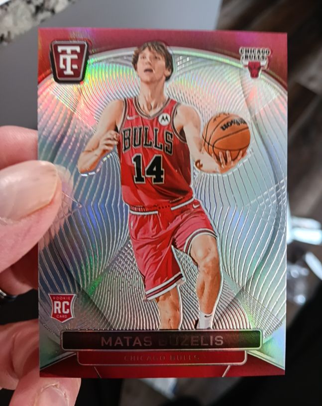 2024-25 Panini Totally Certified #174 Matas Buzelis — front