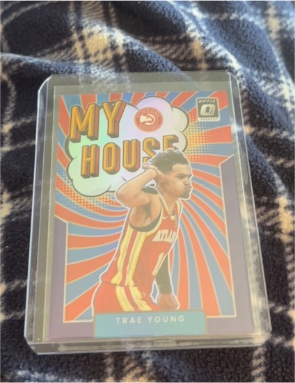 2021-22 Panini Donruss Optic #14 Trae Young My House — front