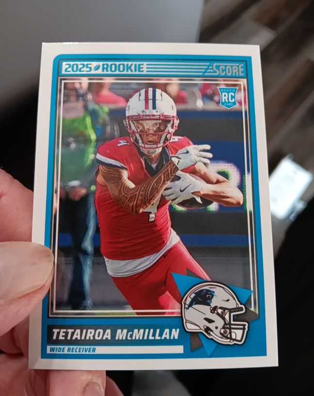 2025 Panini Score #17 Tetairoa McMillan — front