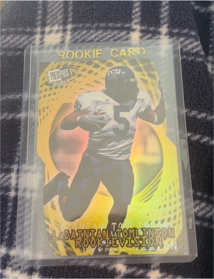2001 Press Pass Rookie Vision #RV2/12 LaDainian Tomlinson — front