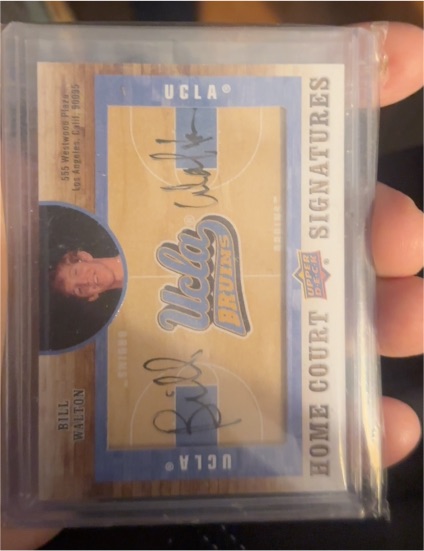 2011 Upper Deck Home Court Signatures #HC-BW Bill Walton — front