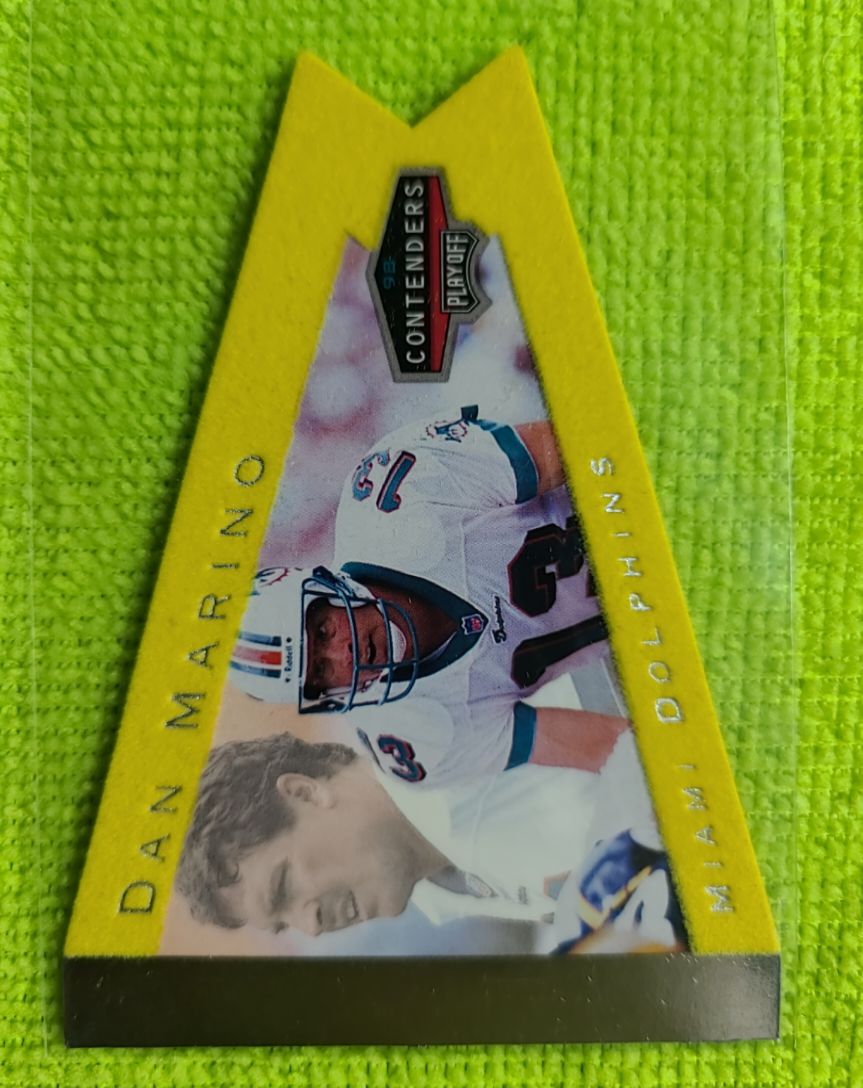 1998 Playoff Contenders Pennants #98 Dan Marino — front