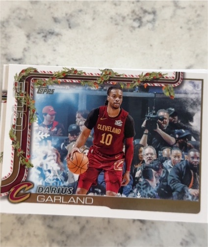 2025-26 Topps Holiday #H64 Darius Garland — front