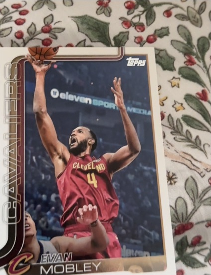 2023 Topps #4 Evan Mobley — front