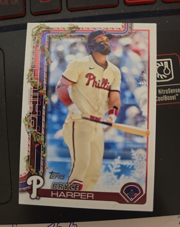 2025 Topps Holiday #H69 Bryce Harper — front