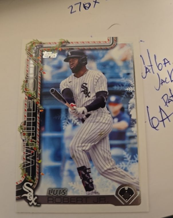 2025 Topps Holiday #H117 Luis Robert Jr. — front