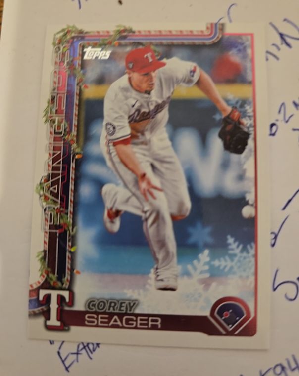 2025 Topps Holiday #H125 Corey Seager — front
