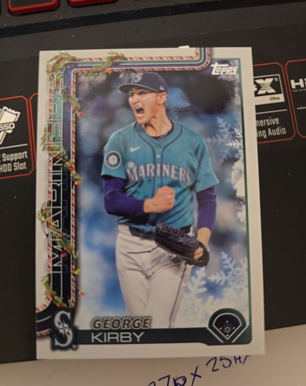 2025 Topps Holiday #H5 George Kirby — front