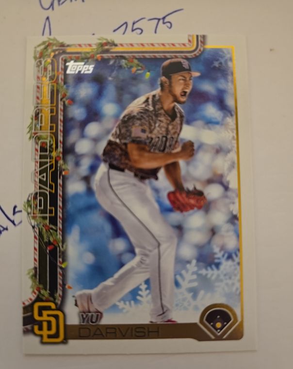 2025 Topps Holiday #H88 Yu Darvish — front