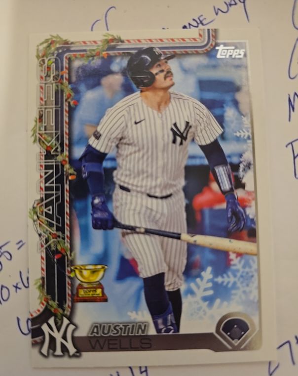 2025 Topps Holiday #H56 Austin Wells — front